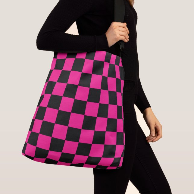Chequered squares hot pink black geometric retro crossbody bag (Close Up)