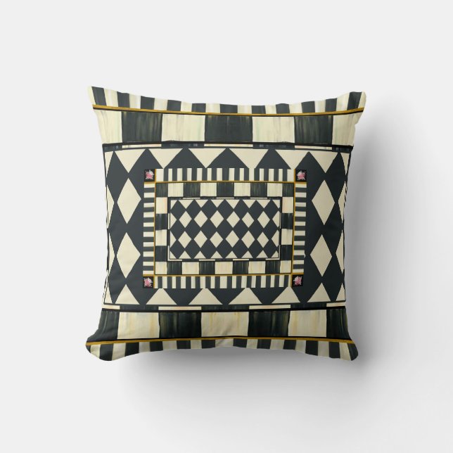 Chequered Throw Pillow (Front)