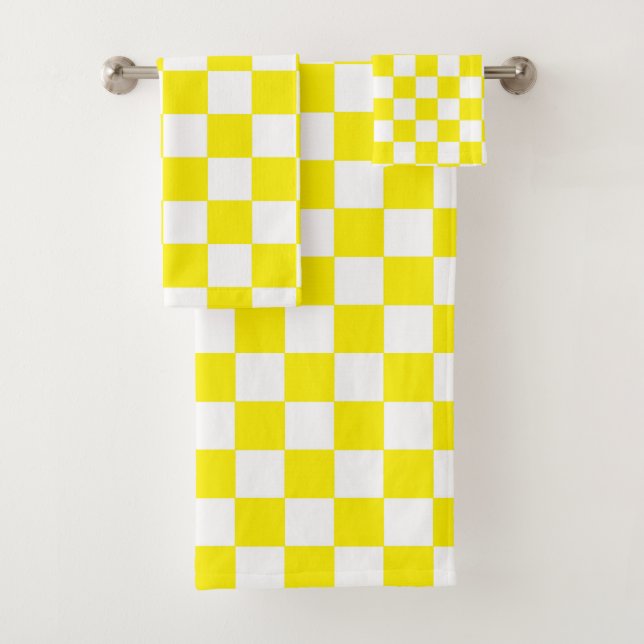 Chequered Yellow and White Bath Towel Set (Insitu)