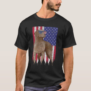 Chesapeake Bay Retriever Patriotic Dog USA America T-Shirt