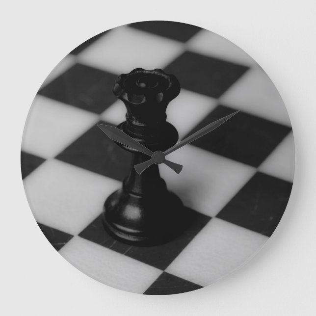 Chess queen large clock (Front)