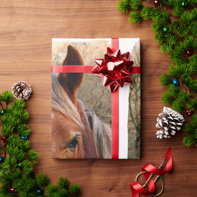 CHESTNUT HORSE WRAPPING PAPER (Holiday Gift)