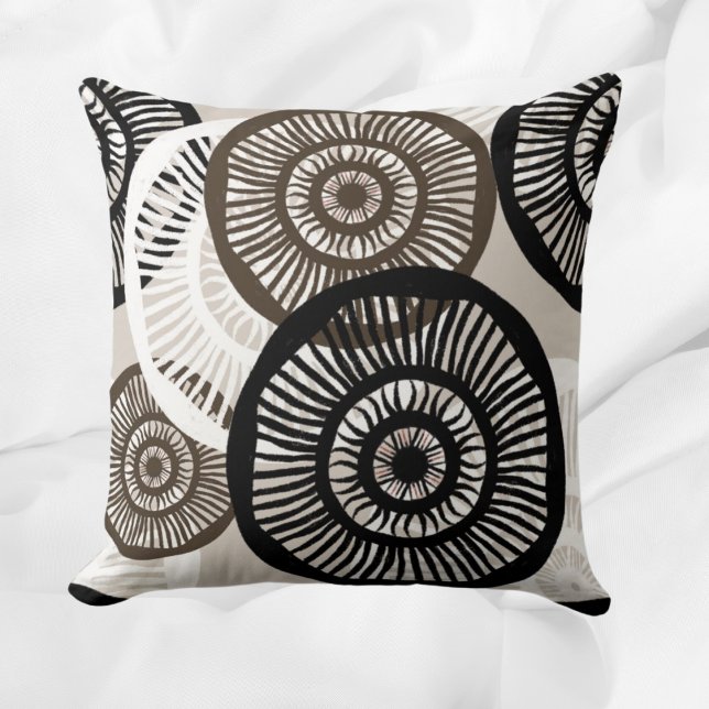 Chic Abstract Circle Pattern Neutral Cushion (Creator Uploaded)