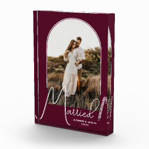 Chic Arch Burgundy Wedding Photo Block