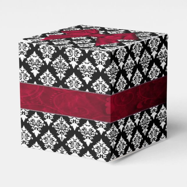 Chic Black and White Damask Wedding Favour Gift Bo Box (Front Side)