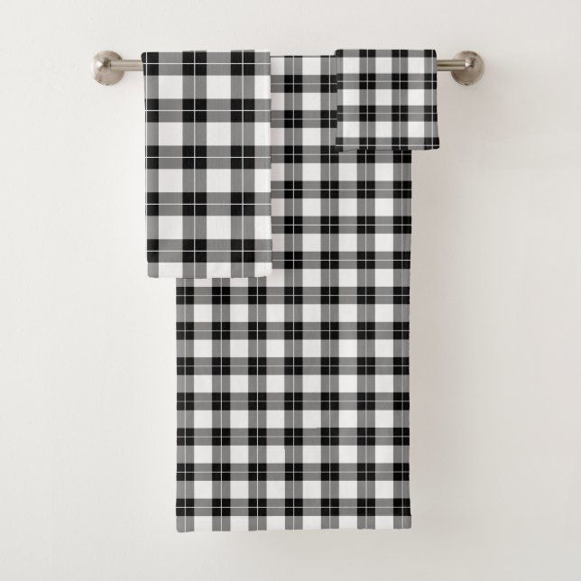 Chic Black and White Plaid Pattern Bath Towel Set (Insitu)