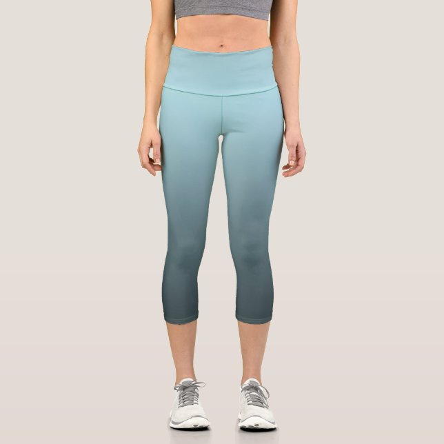 Chic Blue and black Shade Ombre soft Gradient Capri Leggings (Front)