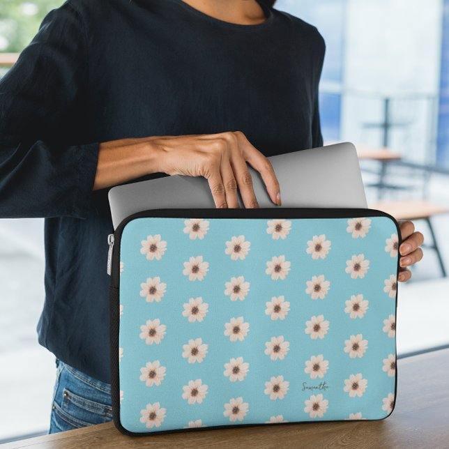 Chic Blue Floral Laptop Sleeve (Creator Uploaded)