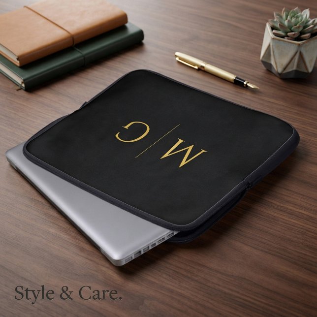 Chic Custom Initials Modern Laptop Sleeve (Chic Custom Initials Modern Laptop Sleeve)
