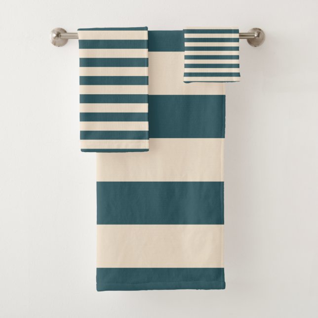 Chic Emerald Off-White Striped pattern Bath Towel Set (Insitu)