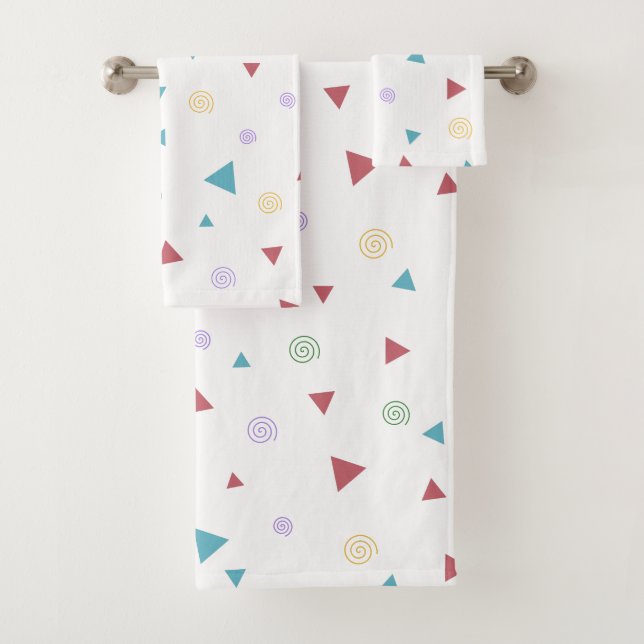 Chic Geometric Triangle and Swirls Bath Towel Set (Insitu)