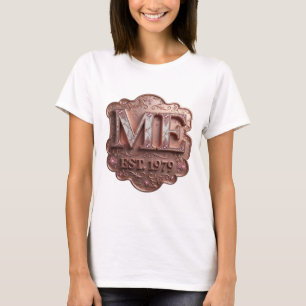 Chic Gold ME EST 1979 Text Design T-Shirt