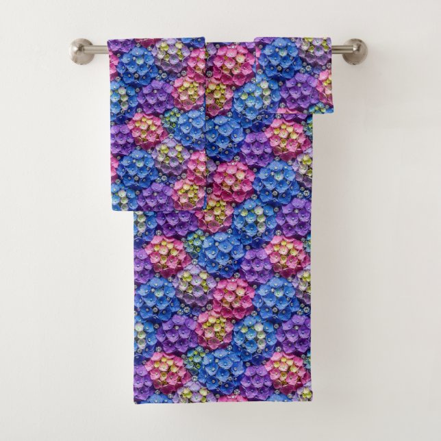 Chic Hydrangeas and Diamonds Towel Set (Insitu)