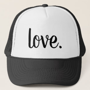 chic LOVE. script Trucker Hat