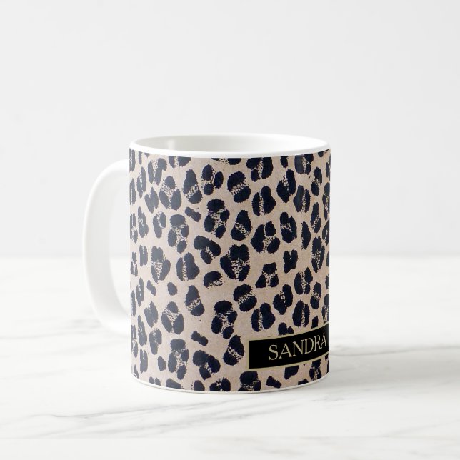 Chic panther pattern with name coffee mug (Front Left)