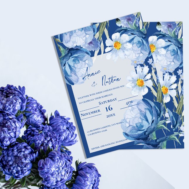 Chic Pretty Blue Flowers Trendy Floral Wedding Invitation (Chic Pretty Blue Flowers Trendy Floral Wedding Invitation)