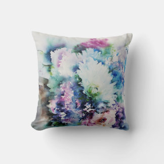 Chic Prints: Trending Throw Pillow Designs