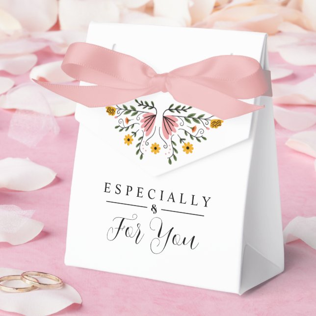 Chic Wedding Tent Boxes for Party Favours (Wedding)