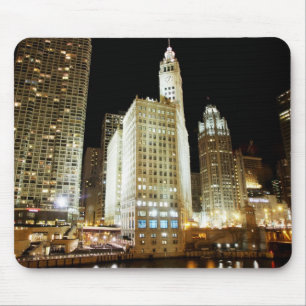 Chicago famous landmark at night mouse pad