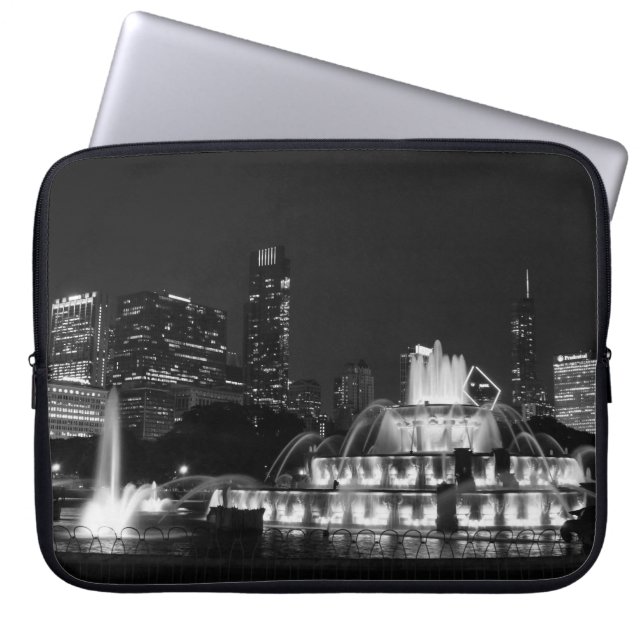 Chicago Grant Park Grayscale Laptop Sleeve (Front)