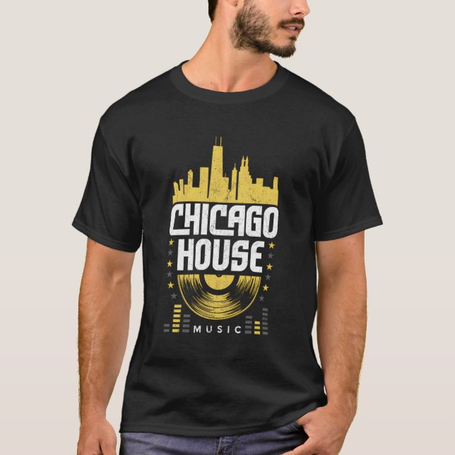 Chicago House Music Vinyl Dj Raver Flag Skyline T-Shirt (Front)