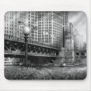 Chicago, IL - DuSable Bridge built in 1920 - BW Mouse Pad