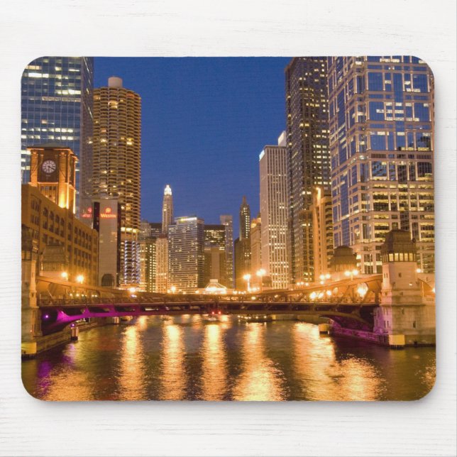 Chicago, Illinois, Skyline and Chicago River at Mouse Pad (Front)