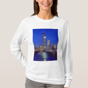 Chicago, Illinois, Skyline at night with Chicago T-Shirt