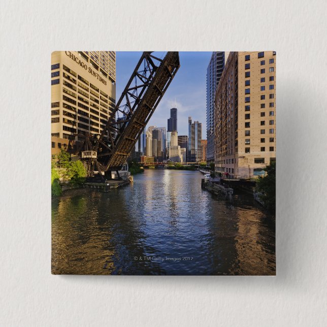 Chicago Skyline from the Kinzie St Bridge 15 Cm Square Badge (Front)