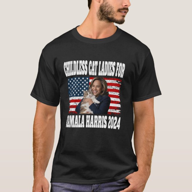 Childless Cat Ladies For Kamala Harris 2024 Cat Lo T-Shirt (Front)