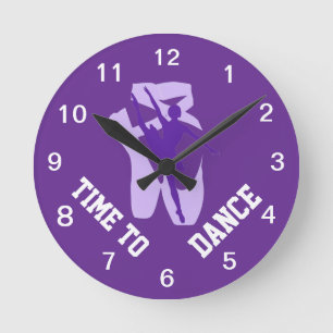 Children's Expression Collection: Girls Round Clock