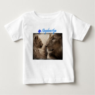 childs lionT-Shirt childrens lions photo T-shirt