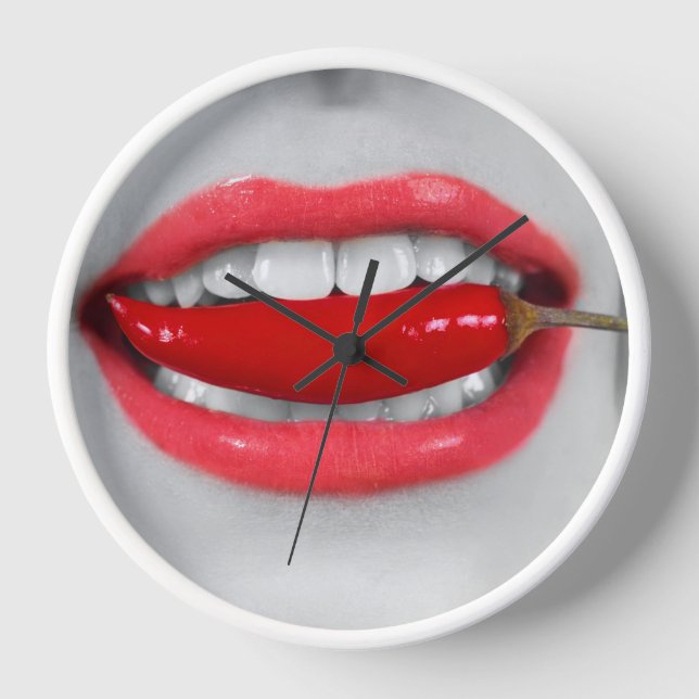 Chilli pepper lips clock (Front)