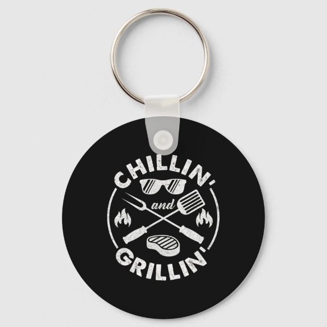 Chillin And Grillin Costume Funny Bbq Grilling Dad Key Ring (Front)