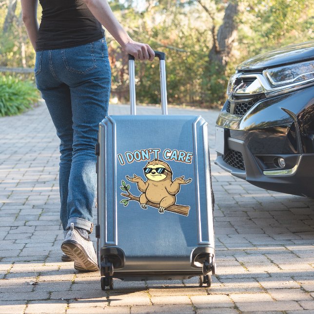 Chillin' Sloth I Don't Care Design Essential T-Shi (Suitcase Insitu)