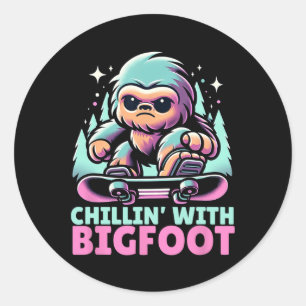 Chillin’ With Bigfoot Alpine Winter Sports Snowboa Classic Round Sticker