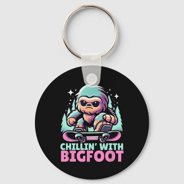 Chillin’ With Bigfoot Alpine Winter Sports Snowboa Key Ring (Front)