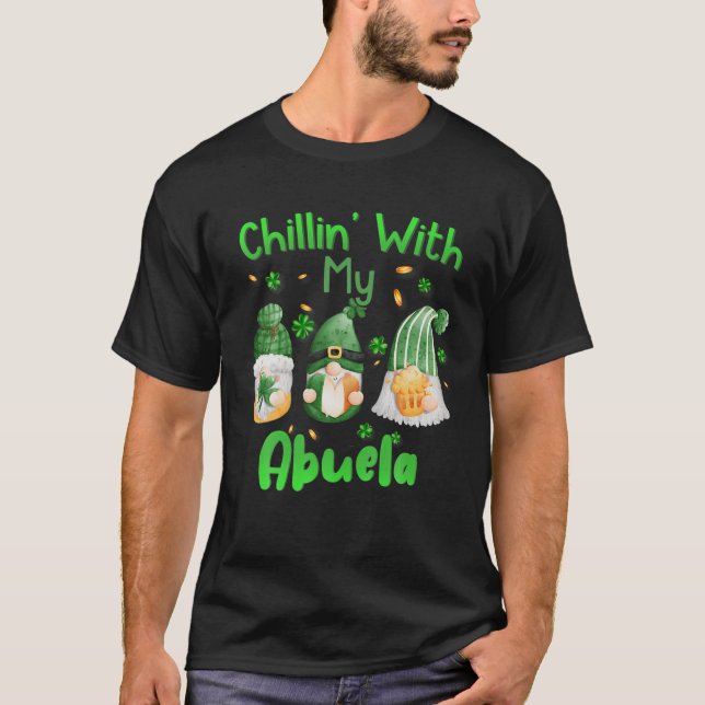 Chillin With My Abuela Green Plaid Gnomes St Patri T-Shirt (Front)