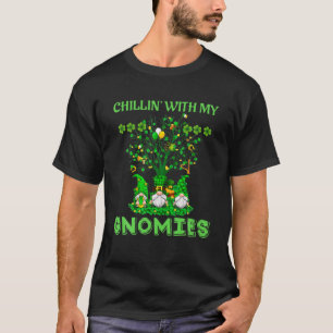 Chillin With My Gnomies Green Plaid Gnomes St Patr T-Shirt
