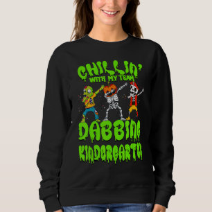 Chillin with my Zombie Pumpkin Skeleton Kindergart Sweatshirt