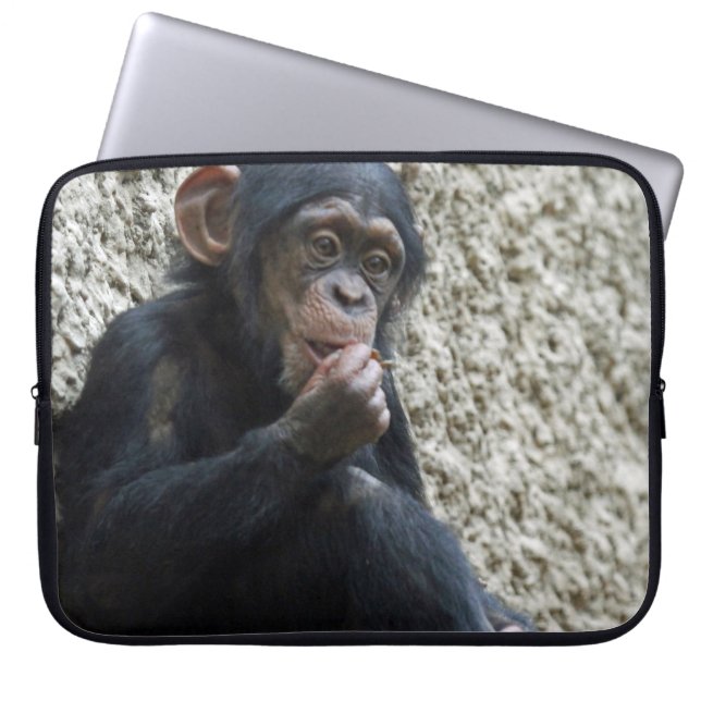 Chimpanzee 013 laptop sleeve (Front)