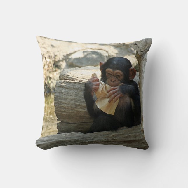Chimpanzee_2015_0101 Cushion (Front)
