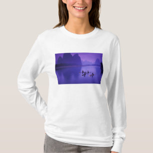 China, Li River. Cormorant fishermen. T-Shirt