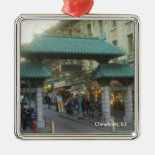 ChinaTown Metal Tree Decoration