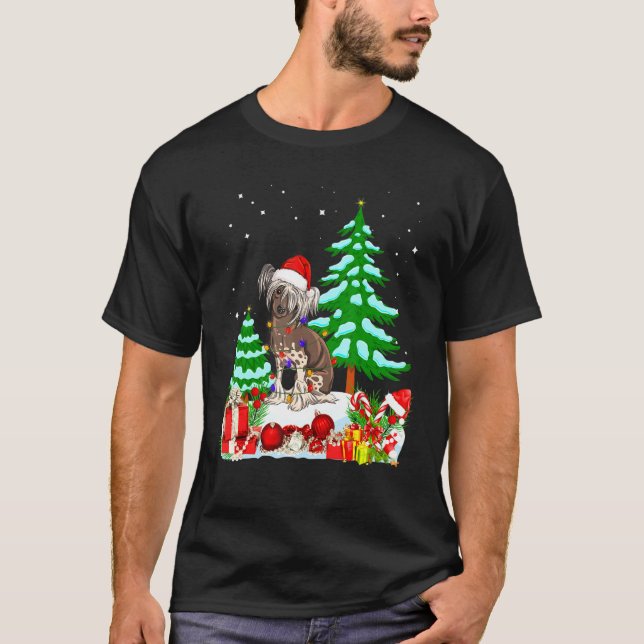 Chinese Crested Dog Wearing Christmas Hat Tree Lig T-Shirt (Front)