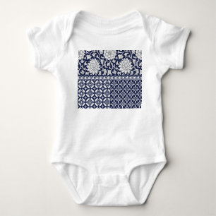 Chinese Elegance: Seamless Ornament Baby Bodysuit