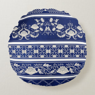 Chinese Floral Blue: Vintage Watercolor Borders Round Cushion