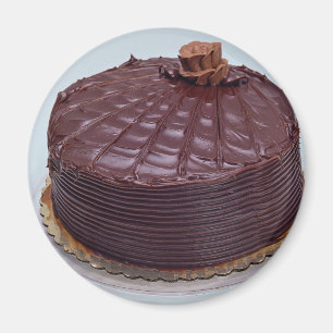 Chocolate cake magnet