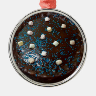 Chocolate cake metal tree decoration