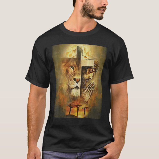 Christian Religious Jesus The Lion Of Judah Cross  T-Shirt (Front)